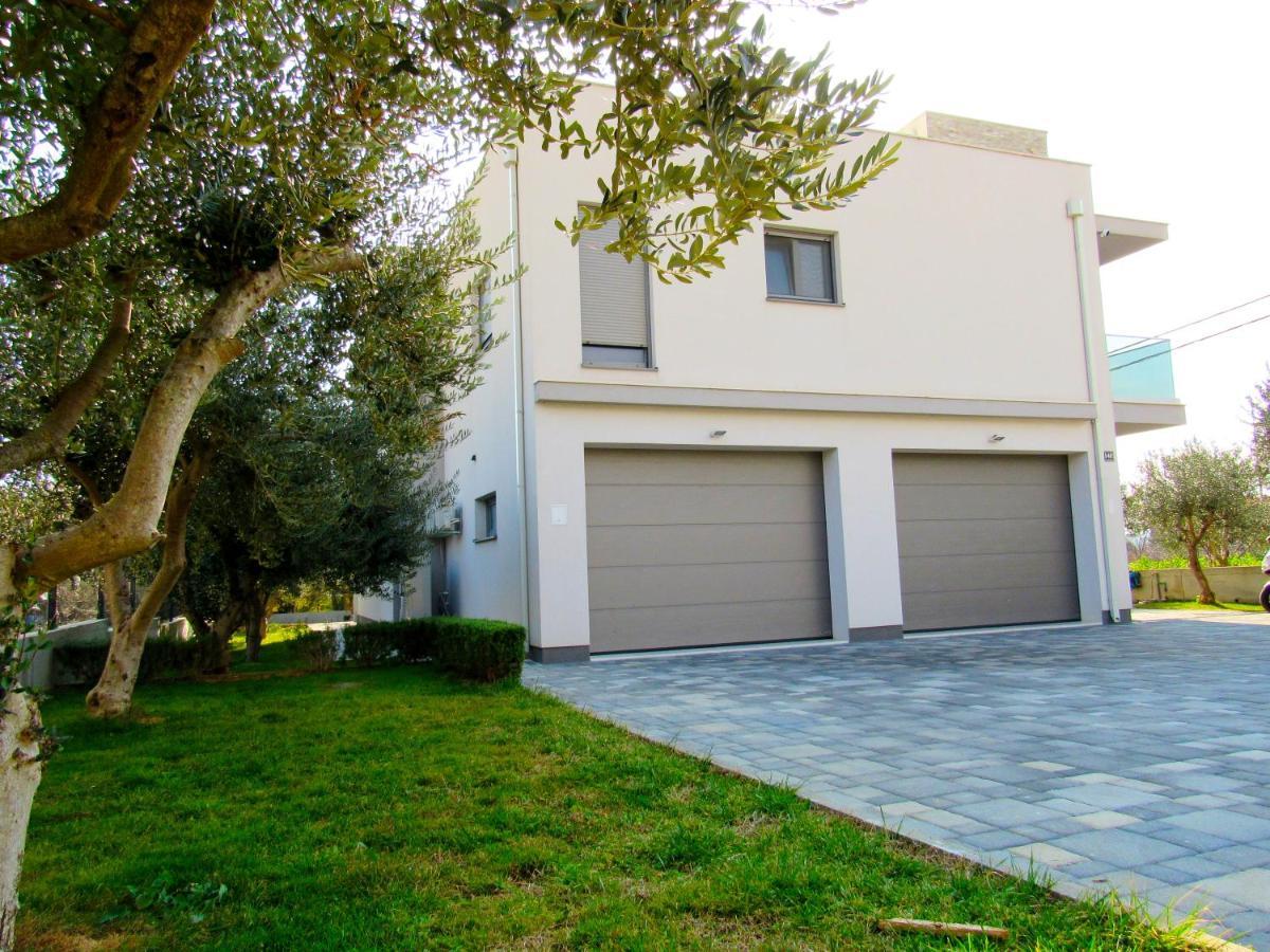 Olives Garden Διαμέρισμα Τρογκίρ Εξωτερικό φωτογραφία