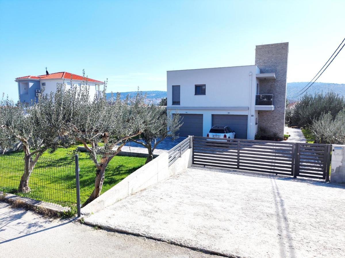 Olives Garden Διαμέρισμα Τρογκίρ Εξωτερικό φωτογραφία